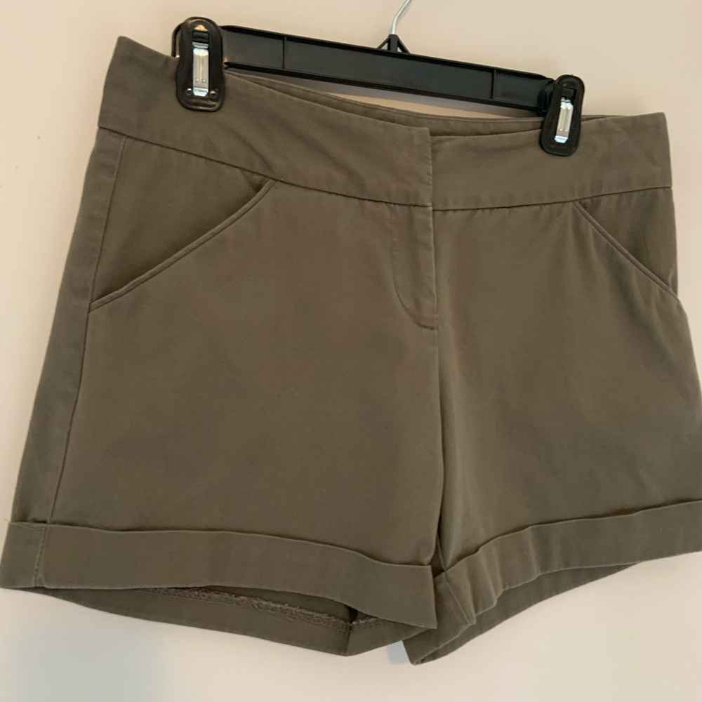 The Limited khaki shorts Size 4 with cuffed hem
